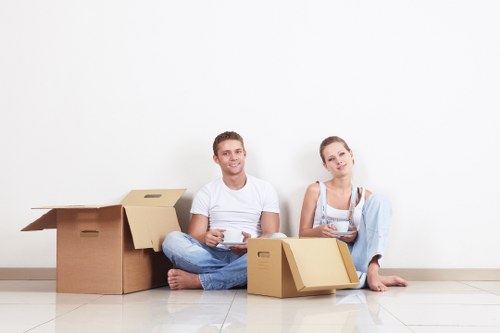 Flexible self storage solutions in Crystal Palace for moving and decluttering